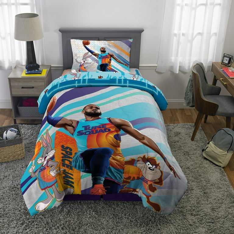 Spacejam reversible Comforter twin/full