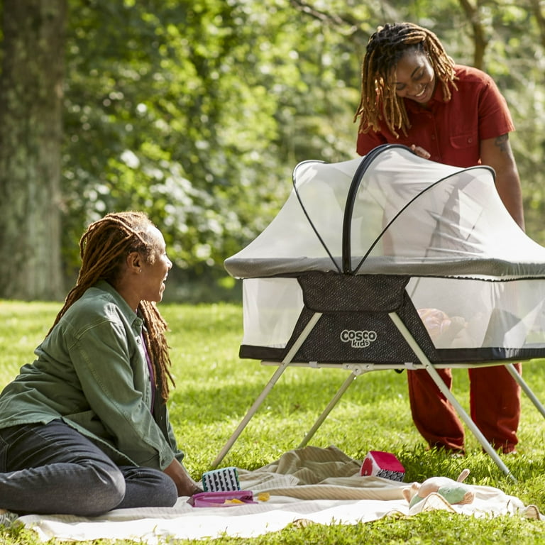 Cosco Kids Sleep Spot Baby Bassinet, Noir Dot