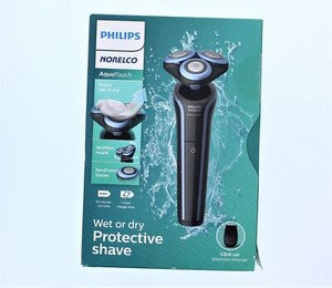 Philips Norelco Aquatouch Electric Razor S5767/87